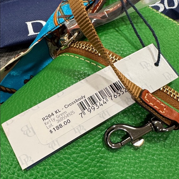 Dooney & Bourke Pebble Grain Green Leather Crossbody NWT - Picture 13 of 17
